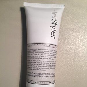 HerStyler Nourishing & Moisturizing Shampoo 6.4 fl